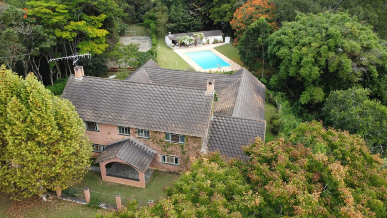 Imagem Chácara com 5 Quartos à Venda, 20.000 m² em Batatuba - Piracaia Imagem Chácara com 5 Quartos à Venda, 20.000 m² em Batatuba - Piracaia