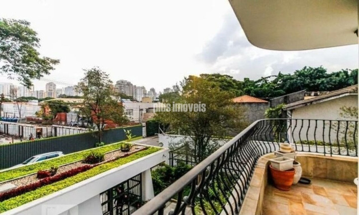 Apartamento com 4 Quartos à Venda, 256 m² em Brooklin Paulista - São Paulo