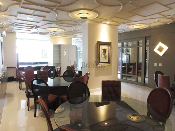 Imagem Apartamento com 3 Quartos à Venda, 157 m² em Centro - Balneário Camboriú Imagem Apartamento com 3 Quartos à Venda, 157 m² em Centro - Balneário Camboriú