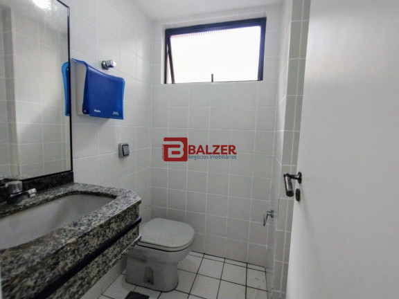 Imagem Sala Comercial à Venda, 78 m² em Centro - Florianópolis Imagem Sala Comercial à Venda, 78 m² em Centro - Florianópolis