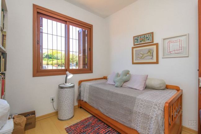 Imagem Casa com 4 Quartos à Venda, 117 m² em Cavalhada - Porto Alegre