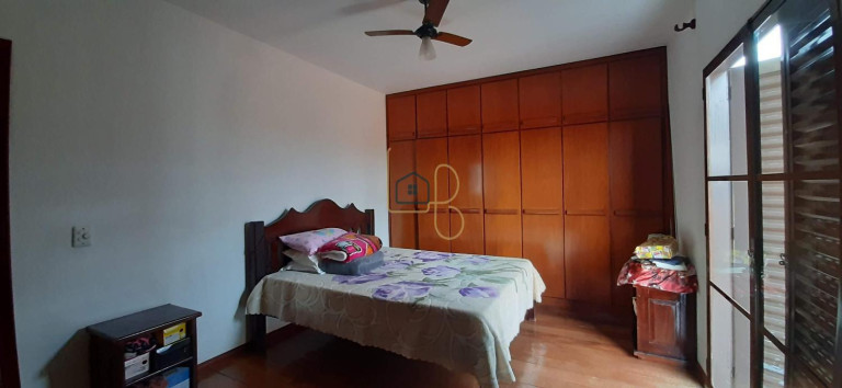 Imagem Casa com 3 Quartos à Venda, 220 m² em Santa Mônica - Londrina Imagem Casa com 3 Quartos à Venda, 220 m² em Santa Mônica - Londrina