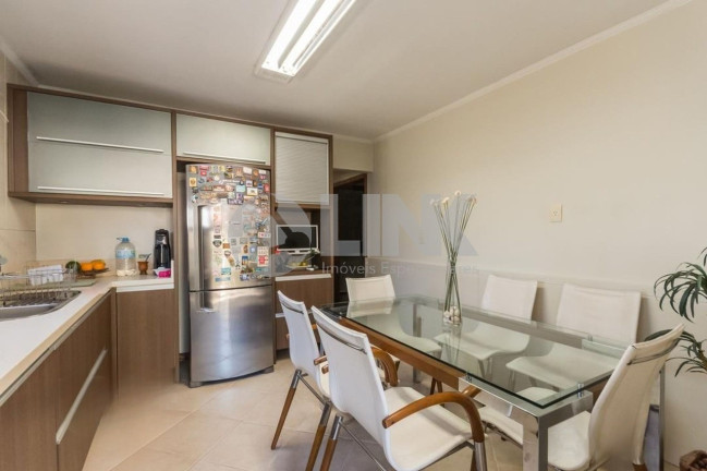 Imagem Casa com 3 Quartos à Venda, 185 m² em Chácara Das Pedras - Porto Alegre