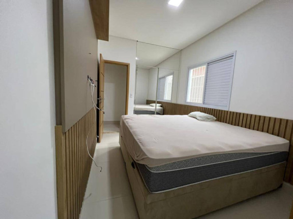 Imagem Casa com 3 Quartos à Venda, 250 m² em Maracanã - Praia Grande