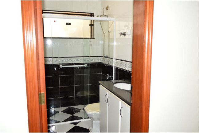 Imagem Casa com 3 Quartos à Venda, em Tatuapé - São Paulo Imagem Casa com 3 Quartos à Venda, em Tatuapé - São Paulo