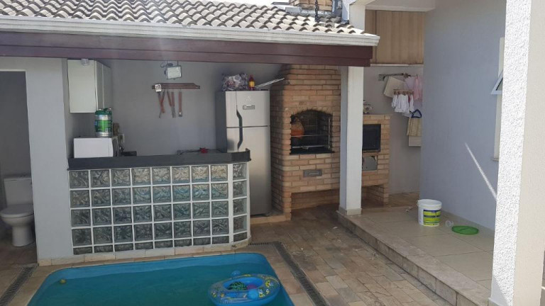 Imagem Casa com 3 Quartos à Venda, 245 m² em Vila Santo Antônio - Votorantim Imagem Casa com 3 Quartos à Venda, 245 m² em Vila Santo Antônio - Votorantim