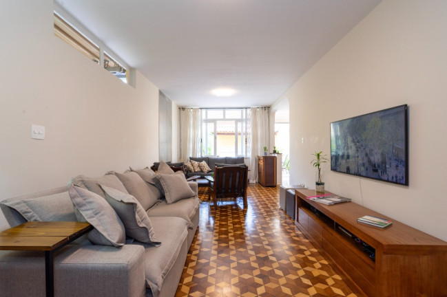 Imagem Casa com 4 Quartos à Venda, 375 m² em Moema - São Paulo