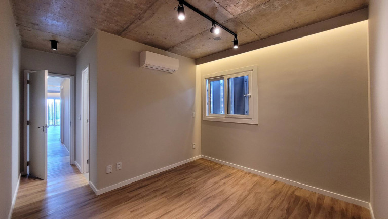 Imagem Apartamento com 2 Quartos à Venda, 64 m² em Jardim Europa - Porto Alegre