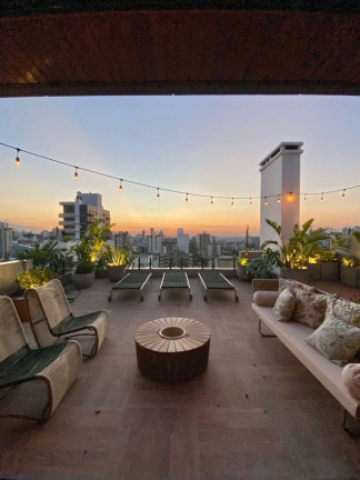 Imagem Apartamento com 4 Quartos à Venda, 390 m² em Petrópolis - Porto Alegre Imagem Apartamento com 4 Quartos à Venda, 390 m² em Petrópolis - Porto Alegre