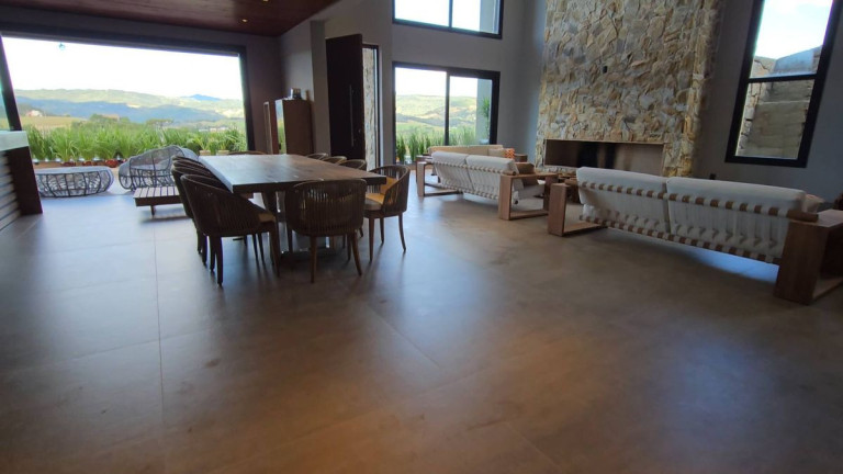 Imagem Casa com 4 Quartos à Venda, 715 m² em Centro - Camboriú