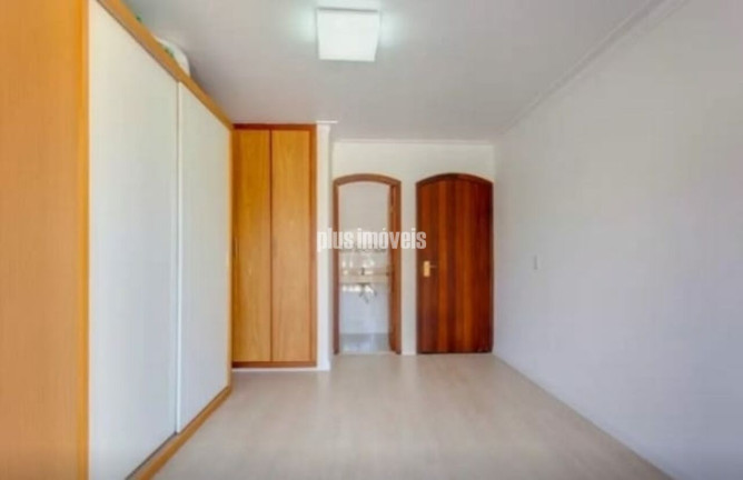 Imagem Casa com 5 Quartos à Venda, 380 m² em Morumbi - São Paulo Imagem Casa com 5 Quartos à Venda, 380 m² em Morumbi - São Paulo