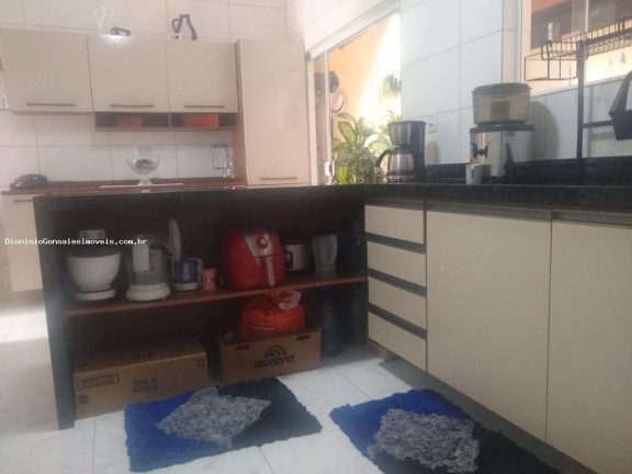 Imagem Casa com 2 Quartos à Venda, 73 m² em Europa - Mongaguá