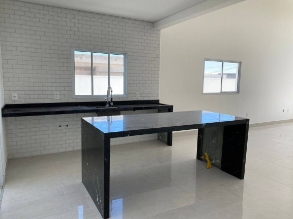 Imagem Imóvel com 3 Quartos à Venda, 3.000.000 m² em São Paulo - Itupeva Imagem Imóvel com 3 Quartos à Venda, 3.000.000 m² em São Paulo - Itupeva