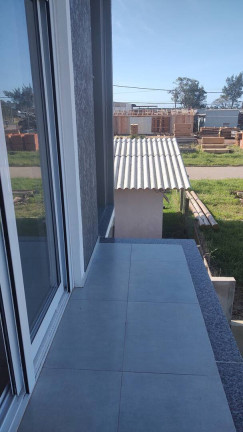 Imagem Casa com 2 Quartos à Venda, 148 m² em Osório