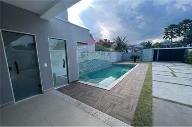 Imagem Casa de Condomínio com 6 Quartos à Venda, 380 m² em Barra Da Tijuca - Rio De Janeiro