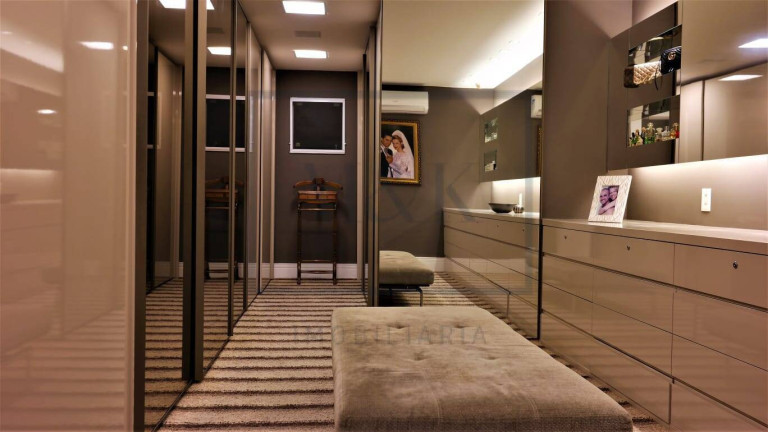 Imagem Casa com 5 Quartos à Venda, 1.000 m² em Barra Da Tijuca - Rio De Janeiro Imagem Casa com 5 Quartos à Venda, 1.000 m² em Barra Da Tijuca - Rio De Janeiro