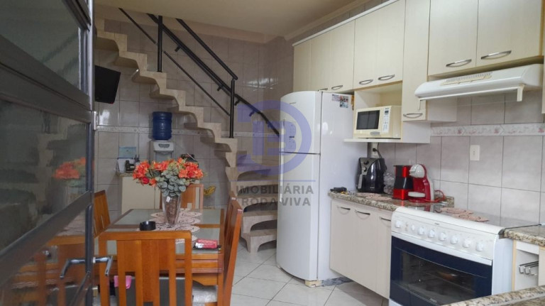 Imagem Sobrado com 3 Quartos à Venda, 261 m² em Vila Ré - São Paulo