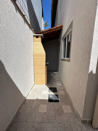 Imagem Casa de Condomínio com 2 Quartos à Venda, 62 m² em Jardim Real - Praia Grande