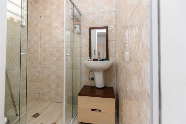 Imagem Casa com 4 Quartos à Venda, 131 m² em Jardim Aeroporto - São Paulo Imagem Casa com 4 Quartos à Venda, 131 m² em Jardim Aeroporto - São Paulo