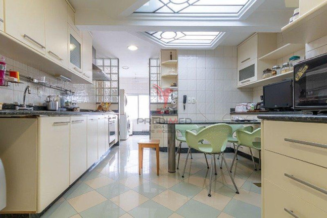 Imagem Apartamento com 4 Quartos à Venda, em Lagoa - Rio De Janeiro Imagem Apartamento com 4 Quartos à Venda, em Lagoa - Rio De Janeiro