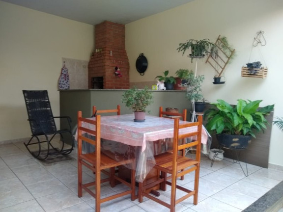 Imagem Casa com 4 Quartos à Venda, 164 m² em Centro - Jacarezinho Imagem Casa com 4 Quartos à Venda, 164 m² em Centro - Jacarezinho