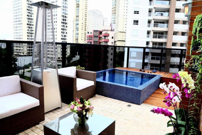 Imóvel com 4 Quartos à Venda, 237 m² em Panamby - São Paulo