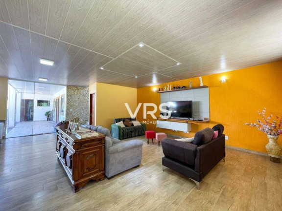 Imagem Casa com 6 Quartos à Venda, 500 m² em Sebastiana - Teresópolis Imagem Casa com 6 Quartos à Venda, 500 m² em Sebastiana - Teresópolis