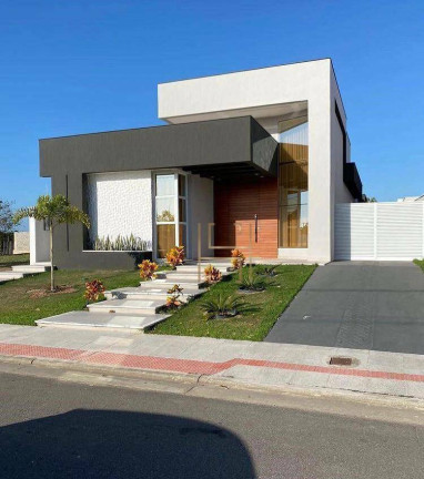 Casa com 4 Quartos à Venda, 185 m² em Boulevard Lagoa - Serra