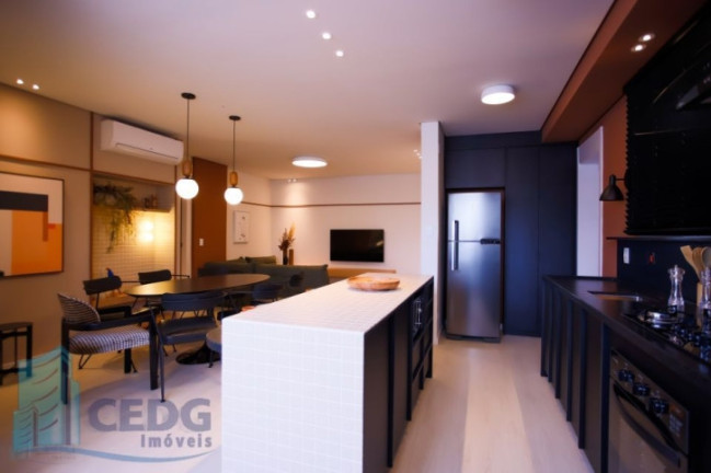 Imagem Apartamento com 3 Quartos à Venda, 107 m² em Centro - Curitiba Imagem Apartamento com 3 Quartos à Venda, 107 m² em Centro - Curitiba