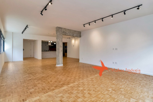 Imagem Imóvel com 3 Quartos à Venda, 220 m² em Cerqueira César - São Paulo Imagem Imóvel com 3 Quartos à Venda, 220 m² em Cerqueira César - São Paulo