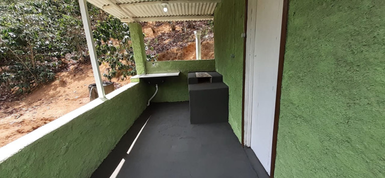 Imagem Imóvel com 2 Quartos à Venda, em Alto São Lourenço - Santa Teresa Imagem Imóvel com 2 Quartos à Venda, em Alto São Lourenço - Santa Teresa