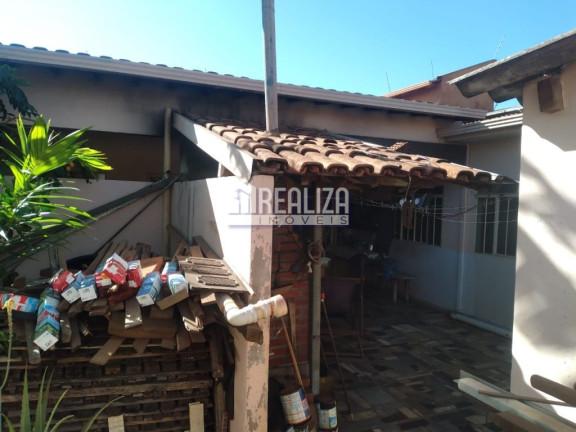 Imagem Casa com 3 Quartos à Venda, 230 m² em Conjunto Costa Telles I - Uberaba Imagem Casa com 3 Quartos à Venda, 230 m² em Conjunto Costa Telles I - Uberaba