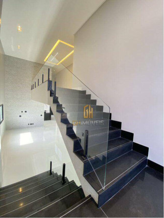 Imagem Sobrado com 4 Quartos à Venda, 245 m² em Jardim Cristal - Aparecida De Goiânia