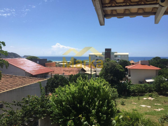 Imagem Casa com 2 Quartos à Venda, 220 m² em Santinho - Florianópolis