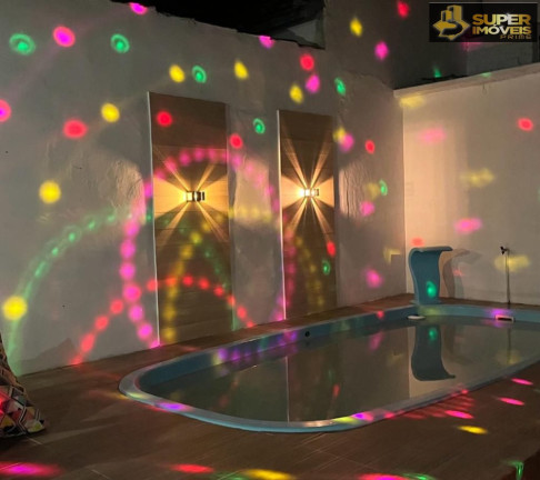 Imagem Casa com 3 Quartos à Venda, 216 m² em Centro - Pelotas Imagem Casa com 3 Quartos à Venda, 216 m² em Centro - Pelotas