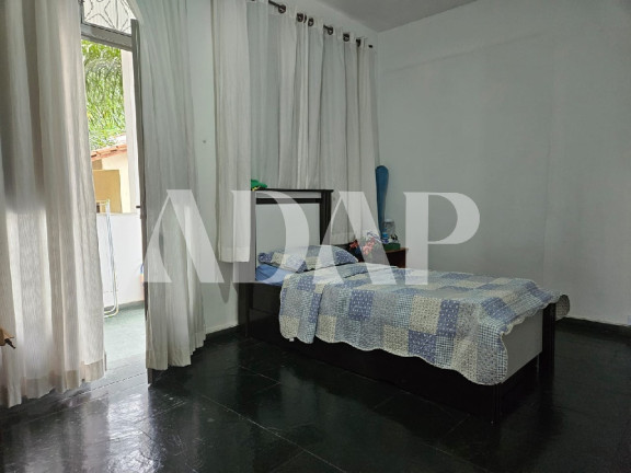 Imagem Casa com 3 Quartos à Venda, 400 m² em Curicica - Rio De Janeiro Imagem Casa com 3 Quartos à Venda, 400 m² em Curicica - Rio De Janeiro