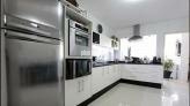 Imagem Apartamento com 3 Quartos à Venda, 212 m² em Real Parque - São Paulo Imagem Apartamento com 3 Quartos à Venda, 212 m² em Real Parque - São Paulo