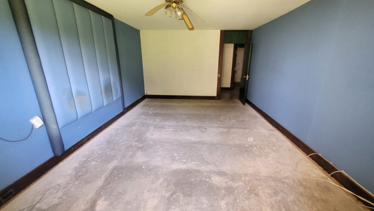 Imagem Casa com 7 Quartos à Venda, 765 m² em Seminário - Curitiba Imagem Casa com 7 Quartos à Venda, 765 m² em Seminário - Curitiba