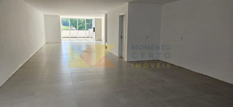 Imagem Sobrado com 3 Quartos à Venda, 263 m² em Velha - Blumenau