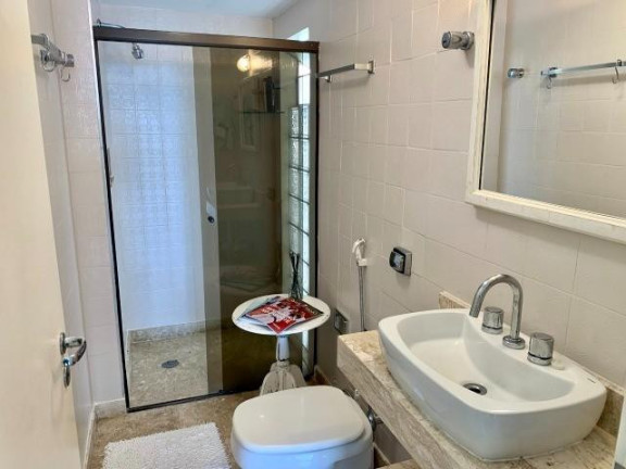 Imagem Apartamento com 3 Quartos para Alugar, 128 m² em Pitangueiras - Guarujá Imagem Apartamento com 3 Quartos para Alugar, 128 m² em Pitangueiras - Guarujá