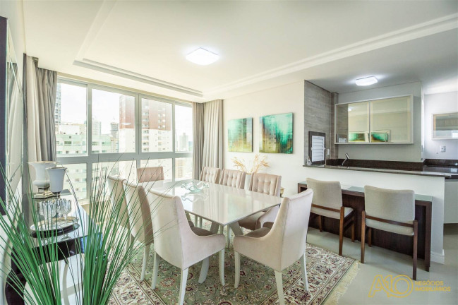 Imagem Apartamento com 4 Quartos à Venda, 143 m² em Barra Sul - Balneário Camboriú Imagem Apartamento com 4 Quartos à Venda, 143 m² em Barra Sul - Balneário Camboriú