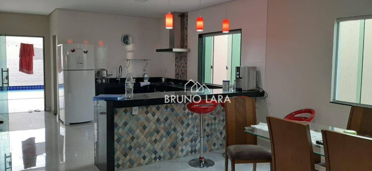 Casa com 5 Quartos à Venda, 360 m² em Novo Igarapé - Igarapé