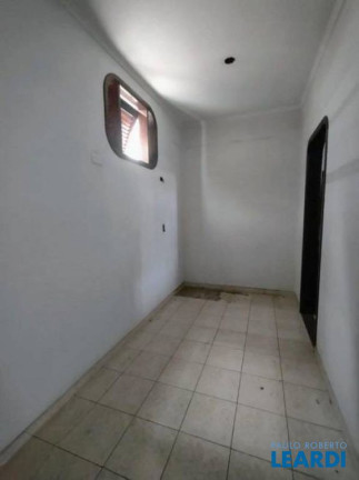 Imagem Sobrado com 4 Quartos à Venda, 382 m² em Vila Assunção - Santo André Imagem Sobrado com 4 Quartos à Venda, 382 m² em Vila Assunção - Santo André