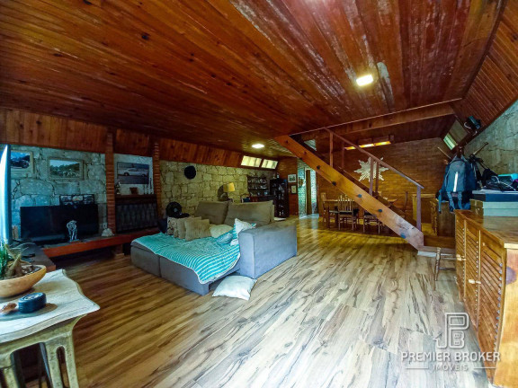 Imagem Casa com 2 Quartos à Venda, 126 m² em Jardim Cascata - Teresópolis Imagem Casa com 2 Quartos à Venda, 126 m² em Jardim Cascata - Teresópolis