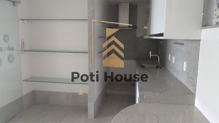 Imagem Imóvel com 4 Quartos à Venda, 170 m² em Petrópolis - Natal