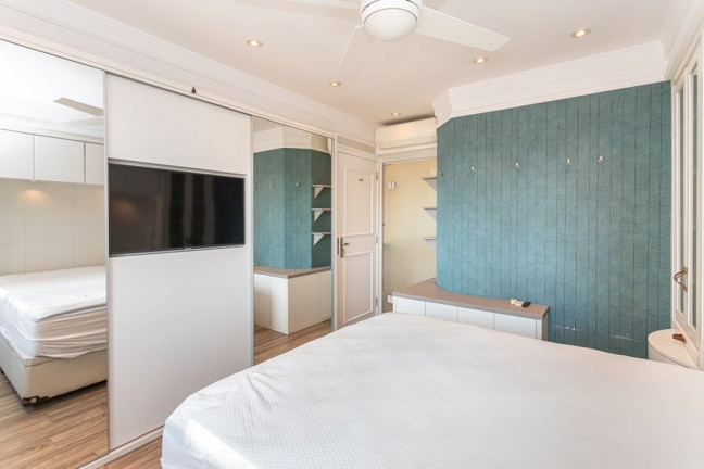 Imagem Apartamento com 4 Quartos à Venda, 217 m² em Petrópolis - Porto Alegre Imagem Apartamento com 4 Quartos à Venda, 217 m² em Petrópolis - Porto Alegre