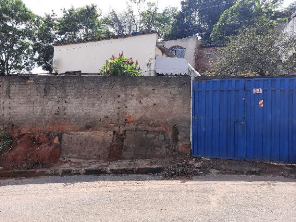 Casa com 2 Quartos à Venda, 360 m² em Santana Do Paraiso