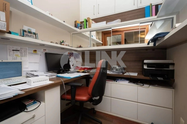 Imagem Apartamento com 3 Quartos à Venda, 135 m² em Petrópolis - Porto Alegre