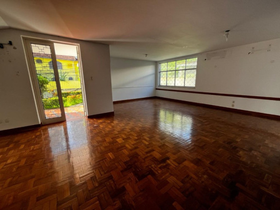 Imagem Imóvel com 4 Quartos à Venda, 378 m² em Acupe De Brotas - Salvador Imagem Imóvel com 4 Quartos à Venda, 378 m² em Acupe De Brotas - Salvador