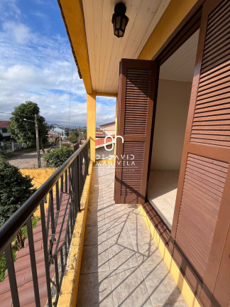 Casa com 3 Quartos para Alugar, 285 m² em Pinheiro Machado - Santa Maria
